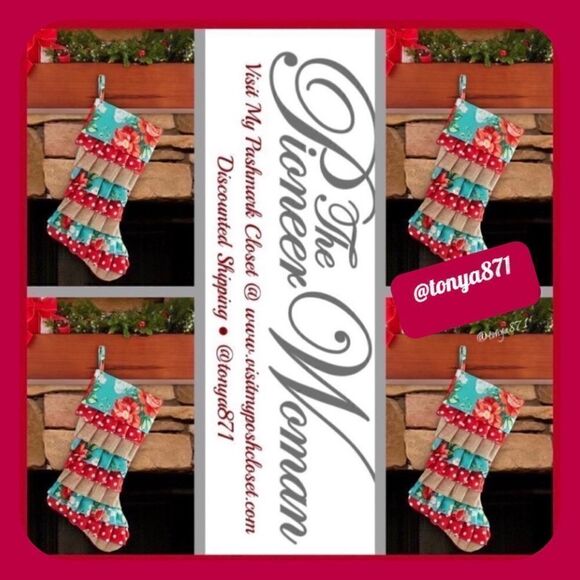 🦋 RARE! 🦋 Pioneer Woman Vintage Floral Ruffle Christmas Stockings Set of 4 - Picture 1 of 8